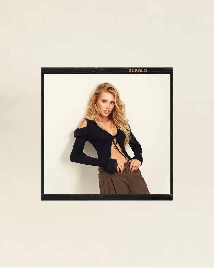 Fashion Portfolio Template — slide 1