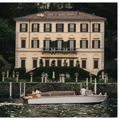 Luxury Lake Como Couples Travel Seamless Panoramic Instagram Carousel Template — slide 7