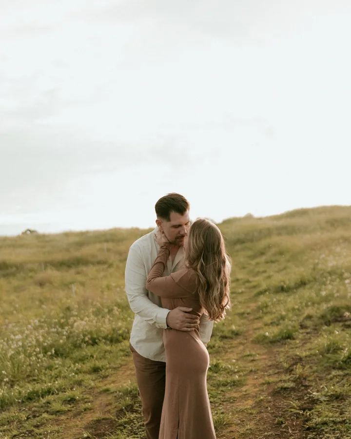 "Earthy Meadow" Rustic Sunset Romance & Organic Storytelling Seamless Instagram Carousel Template — slide 2