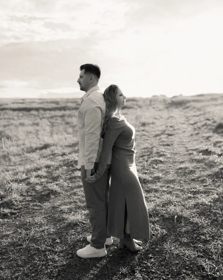 "Earthy Meadow" Rustic Sunset Romance & Organic Storytelling Seamless Instagram Carousel Template — slide 1