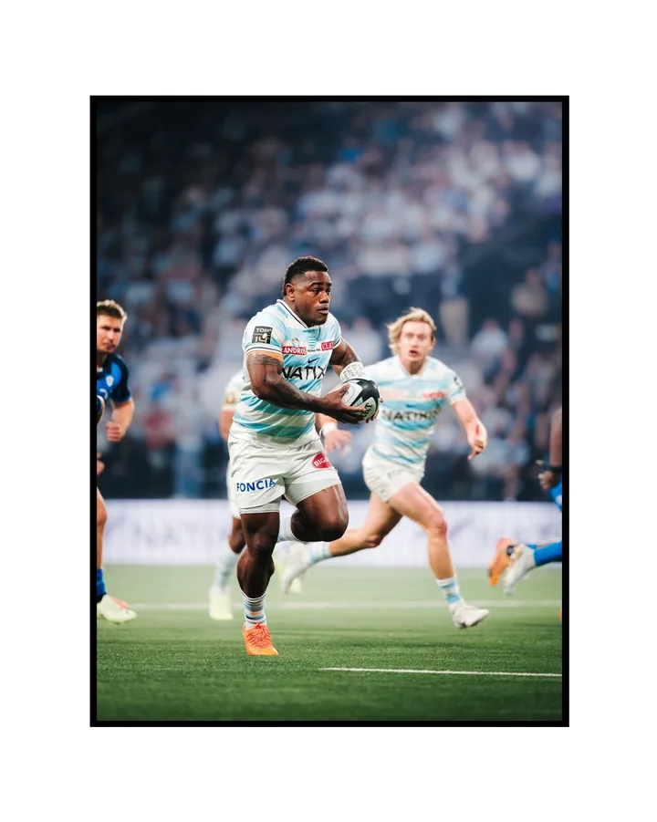 "Gameday Drama" Kinetic Action Sports & Team Matchday Seamless Instagram Carousel Template — slide 2